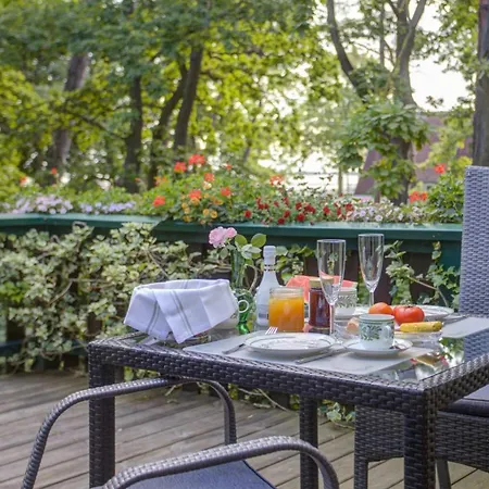 Strandvilla Hubertus - H2 - Frida Kahlo Mit Terrasse Mit Meerblick Parkplatz Wlan Kueche Garten Grillplatz Waldbaden