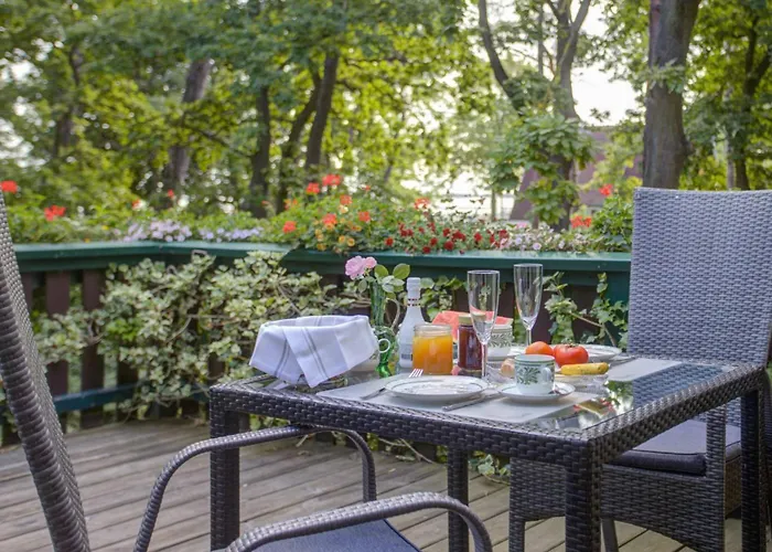 Strandvilla Hubertus - H2 - Frida Kahlo Mit Terrasse Mit Meerblick Parkplatz Wlan Kueche Garten Grillplatz Waldbaden