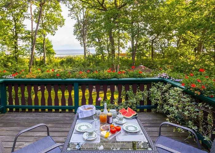 Strandvilla Hubertus - H2 - Frida Kahlo Mit Terrasse Mit Meerblick Parkplatz Wlan Kueche Garten Grillplatz Waldbaden 볼텐하겐